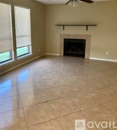 Main picture of 8121 Foxfire Ln