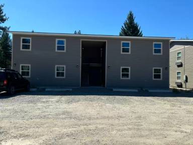 Main picture of 1040 W 2nd Street Ext