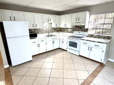 Main picture of 2504 Avenue O NW