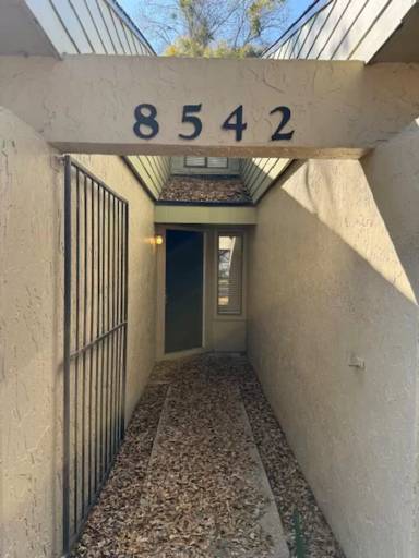 Main picture of 8542 Colony Pine Cir W