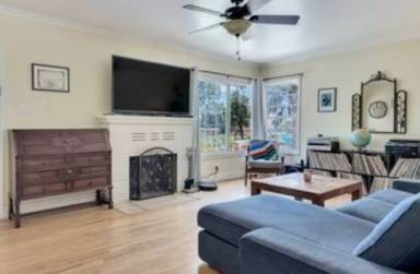 Main picture of 2707 Vine St
