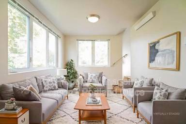 Main picture of 5263 N Harvard St