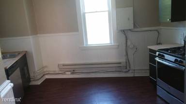 Main picture of 1828 Saint Patrick St