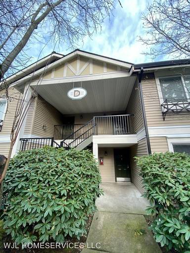 Main picture of 11305 NE 128 11305 128 St St