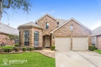 Main picture of 9316 Moncrief St