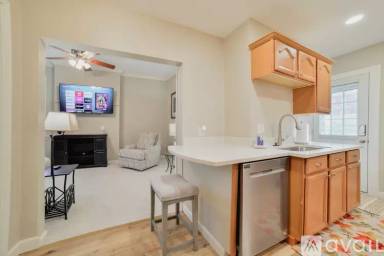 Main picture of 235 S Spanish St