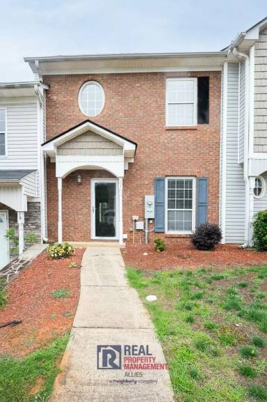 Main picture of 21 Timber Ridge Dr