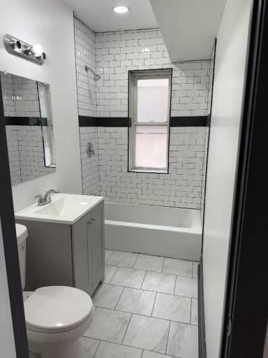 Main picture of 5444 W Huron St