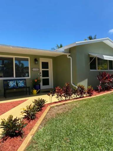 Main picture of 1125 Pine Tree Dr