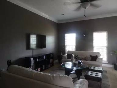 Main picture of 1630 Line Dr