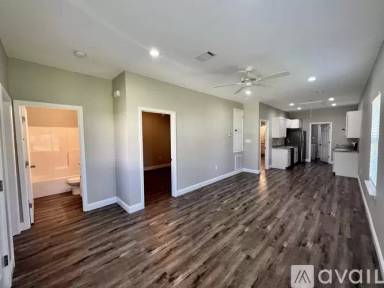 Main picture of 13590 Laurel Oaks Ln