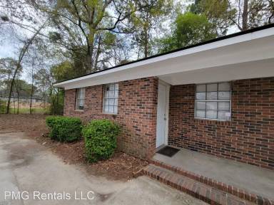 Main picture of 800A Robin Hood Trl