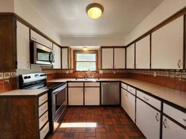 Main picture of 1207 Calle Luna