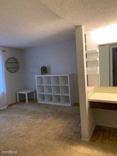 Main picture of 3164 Central Ave