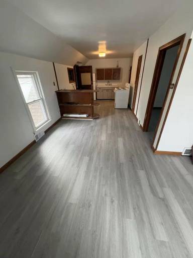 Main picture of 94 Bouck St