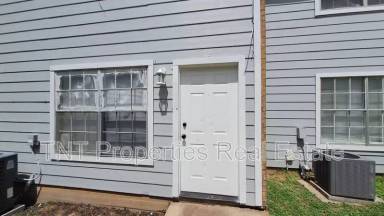 Main picture of 1906 Barak Ln
