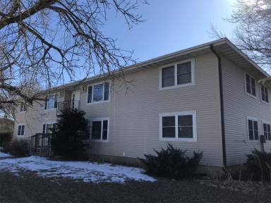 Main picture of 717 Garland St E