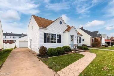 Main picture of 430 Capen Blvd