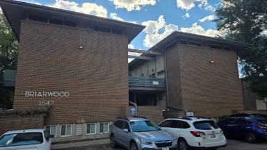 Main picture of 1842 Canyon Blvd