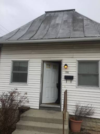 Main picture of 156 W 3rd St