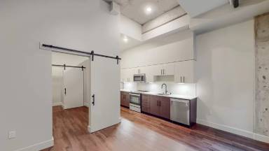Main picture of Capitol Hilltop Apartments