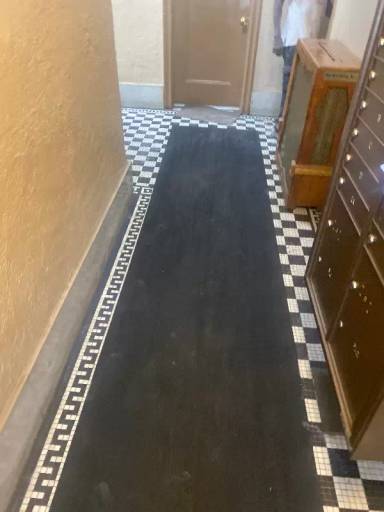 Main picture of 859 E 227th St