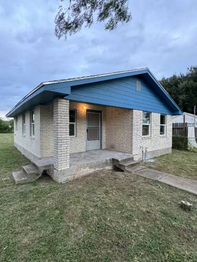 Main picture of 345 Mohawk St