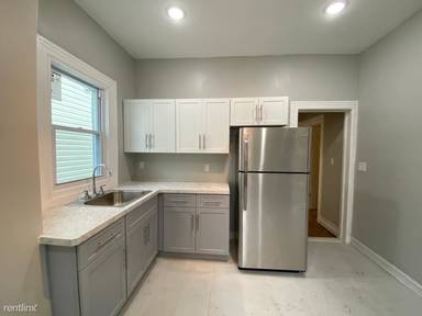 Main picture of 31 Lexington Ave