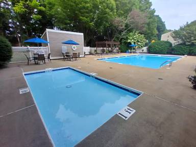 Main picture of Maple Ridge Apartments