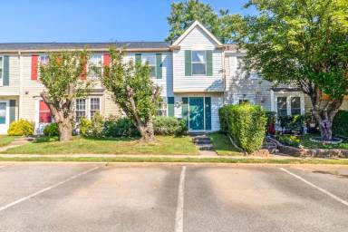 Main picture of 514 White Surf Ter