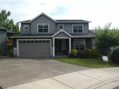 Main picture of 15172 SW Harveys View Ave