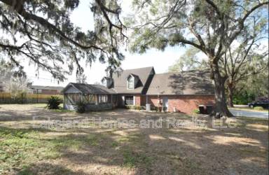 Main picture of 3405 Royal Ct N