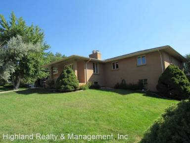 Main picture of 2706 S Benton St