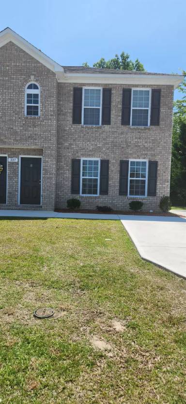 Main picture of 337 South Pointe Dr