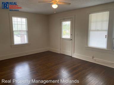 Main picture of 1202 E Muller Ave