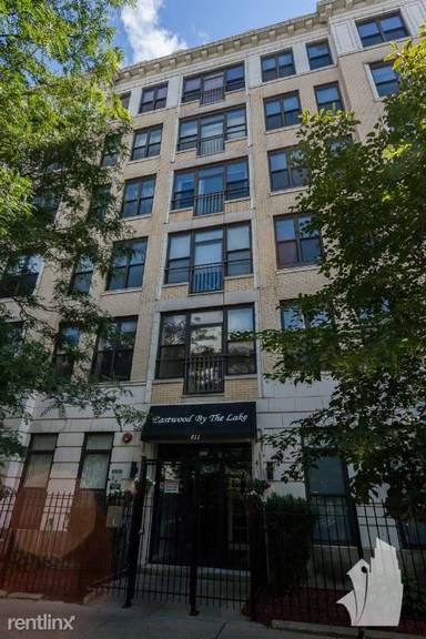 Main picture of 811 W Eastwood Ave