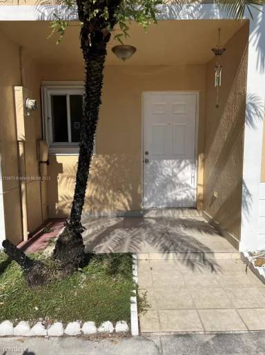 Main picture of 13931 SW 174th Ter