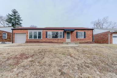 Main picture of 925 Riverview Blvd