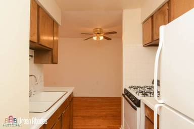 Main picture of 530 W Aldine Ave