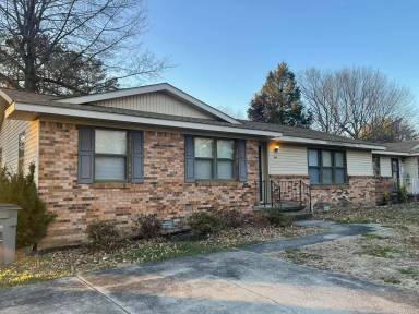 Main picture of 105 Milton Dr