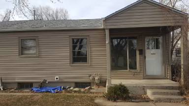 Main picture of 4335 S Grant St