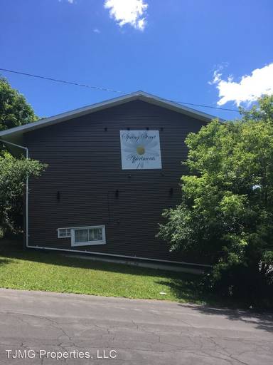 Main picture of 326 Spring St