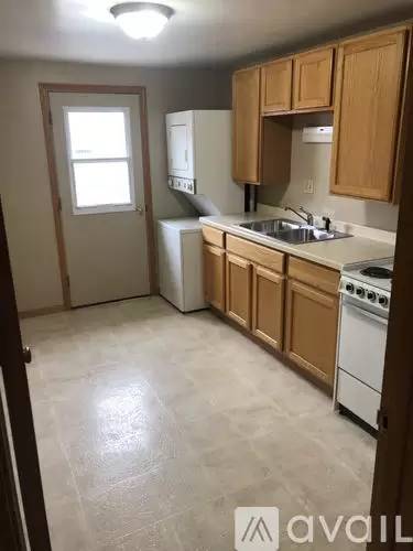 Main picture of 152 8th St