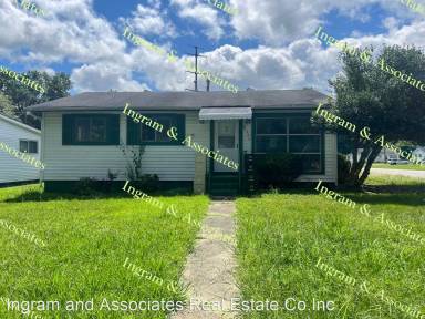 Main picture of 2206 Portsmouth St