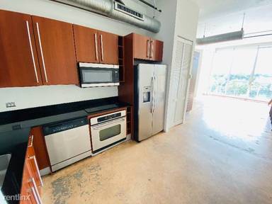 Main picture of 8100 Biscayne Blvd