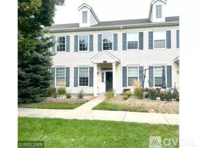Main picture of 982 Providence Dr