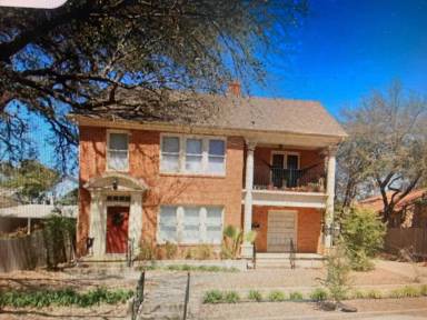 Main picture of 415 W Elsmere Pl