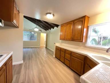 Main picture of 2539 E Seville Ave