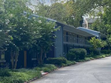 Main picture of 20 Silopanna Rd