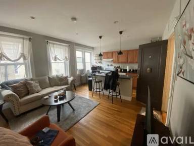 Main picture of 110 Brainerd Rd